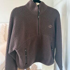 Aritzia Cozy Half-Zip Sherpa Pullover in Dark Brown